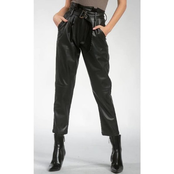 Elan High Waisted Faux Leather Tapered Leg Paperbag Pants Black Women's Size XS - Picture 1 of 6
